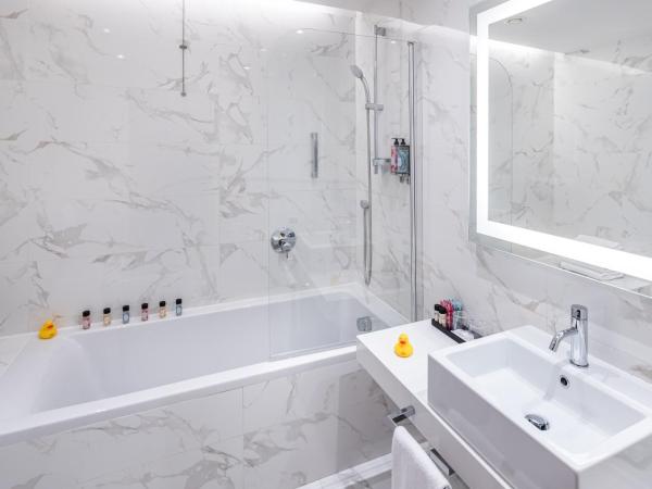 Starhotels Majestic : photo 4 de la chambre chambre familiale (2 adultes et 2 enfants)