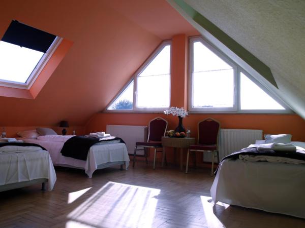 Garni Hotel Rödelheimer Hof : photo 3 de la chambre chambre triple