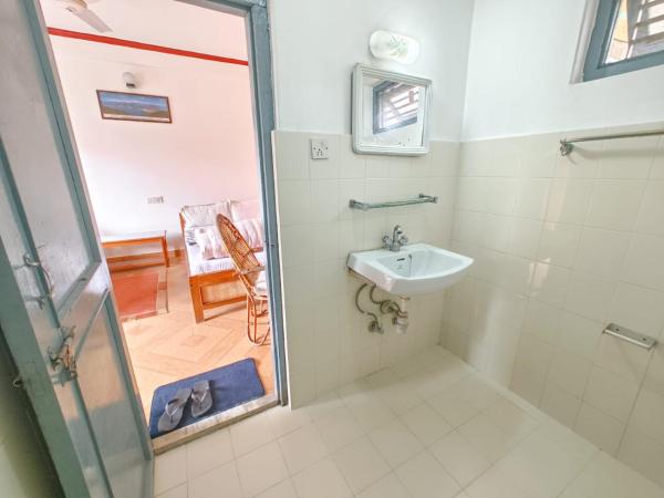 Hotel Mountain View - Lakeside Pokhara : photo 8 de la chambre chambre double standard