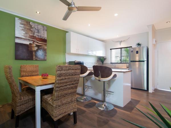 TiTree Village Holiday Apartments : photo 9 de la chambre appartement deluxe (4 adultes)