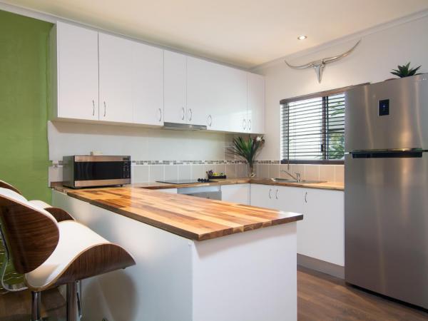 TiTree Village Holiday Apartments : photo 8 de la chambre appartement deluxe (4 adultes)