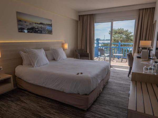 Best Western Plus Le Roof Vannes Bord de Mer : photo 7 de la chambre chambre lit king-size prestige - vue sur mer