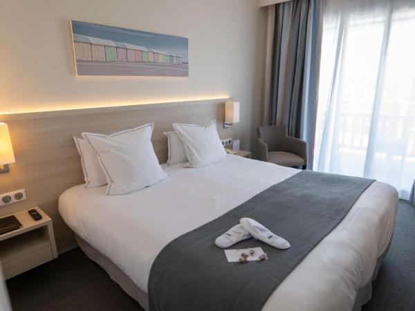 Best Western Plus Le Roof Vannes Bord de Mer : photo 4 de la chambre chambre lit queen-size confort avec balcon