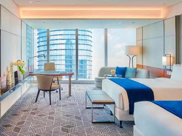 InterContinental Guangzhou Exhibition Center, an IHG Hotel - Free shuttle between hotel and Exhibition Center during Canton Fair & Exhibitor registration Counter : photo 2 de la chambre chambre classique