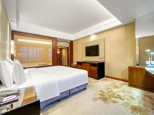 Hangzhou HaiWaiHai Crown Hotel : photo 3 de la chambre chambre lit king-size deluxe