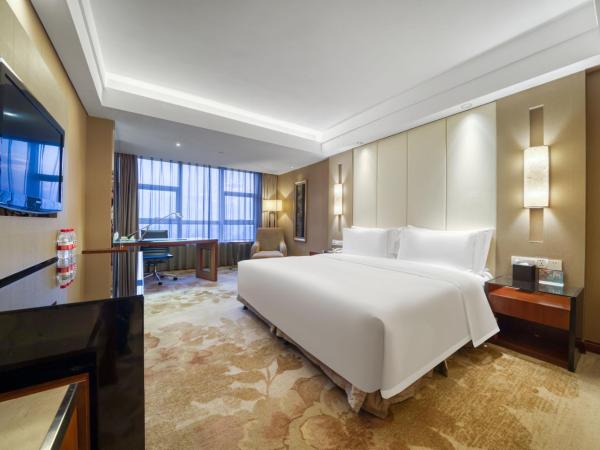 Hangzhou HaiWaiHai Crown Hotel : photo 2 de la chambre chambre lit king-size deluxe