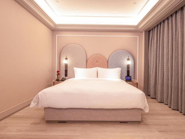 Mercure Xian Dazhai Road : photo 4 de la chambre chambre lit king-size supérieure