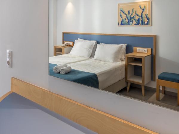 Alia Beach Hotel by Estia : photo 7 de la chambre chambre double standard - vue latérale sur mer