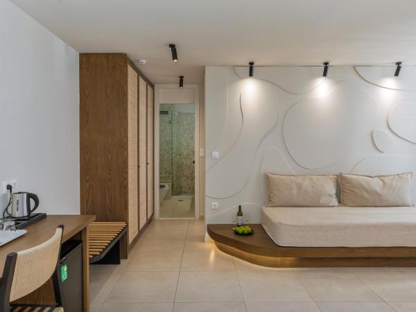 Alia Beach Hotel by Estia : photo 7 de la chambre suite exécutive - vue sur mer