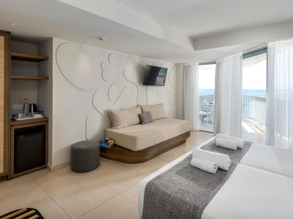 Alia Beach Hotel by Estia : photo 5 de la chambre suite junior - vue sur mer