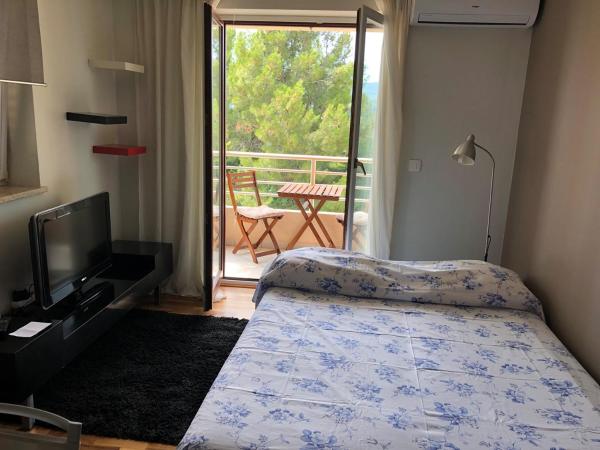 Gorgeous Biserka Apartment near the sea : photo 4 de la chambre appartement