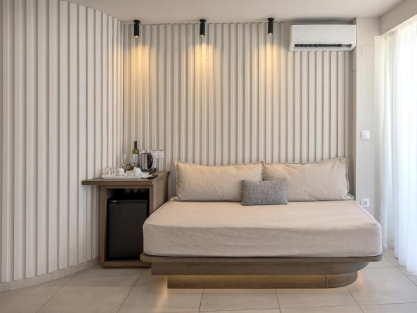 Alia Beach Hotel by Estia : photo 7 de la chambre suite supérieure - vue sur mer