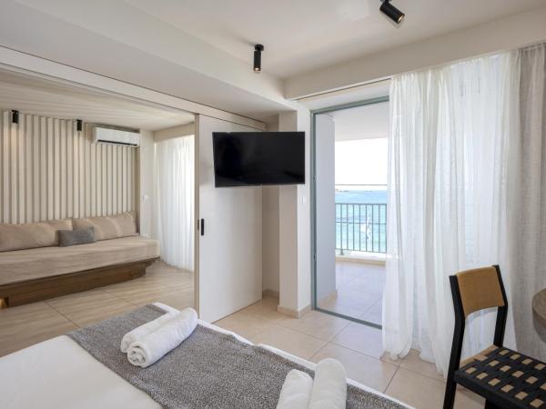Alia Beach Hotel by Estia : photo 2 de la chambre suite supérieure - vue sur mer