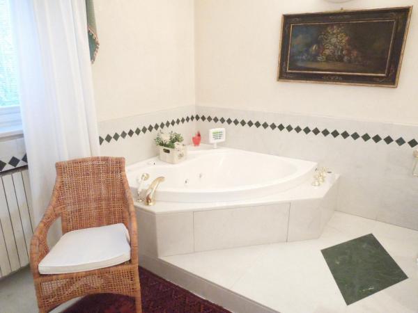 Villa Olivia : photo 4 de la chambre chambre lit king-size deluxe