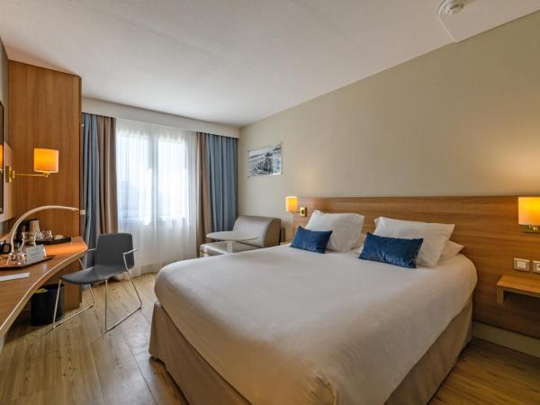 Best Western Plus Ajaccio Amirauté : photo 8 de la chambre chambre lit queen-size confort avec canapé-lit