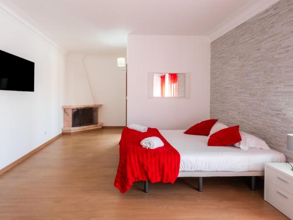 West Side Guesthouse : photo 2 de la chambre chambre double avec balcon