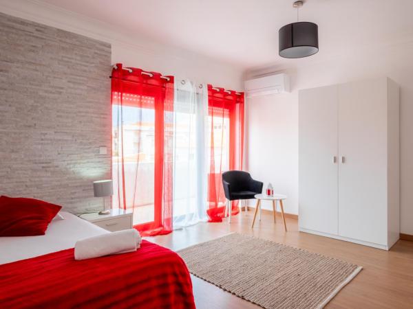 West Side Guesthouse : photo 3 de la chambre chambre double avec balcon