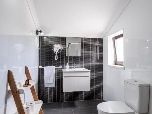 West Side Guesthouse : photo 6 de la chambre chambre double avec balcon