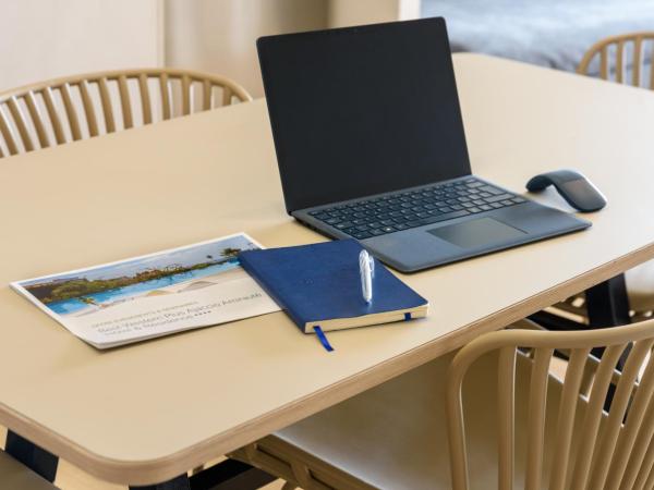 Best Western Plus Ajaccio Amirauté : photo 10 de la chambre suite 2 chambres avec terrasse et 2 salles de bains