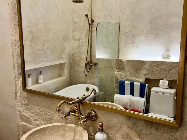 VILLA MERIDA BOUTIQUE HOTEL - Adults Only : photo 4 de la chambre chambre double avec salle de bains privative