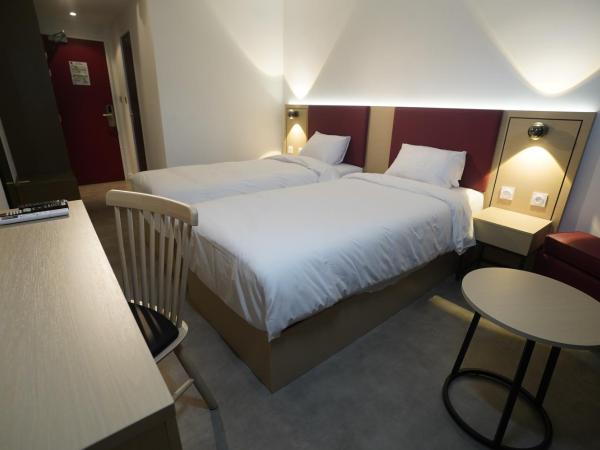 Anaïs Hôtel Bourges Nord Saint-Doulchard : photo 4 de la chambre chambre lits jumeaux