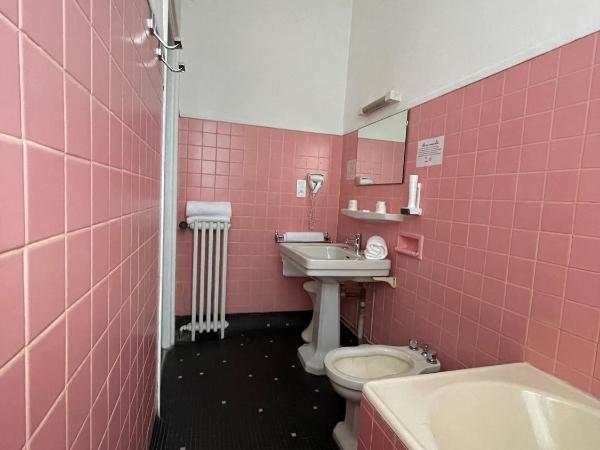 Hotel De France : photo 6 de la chambre chambre lits jumeaux classique