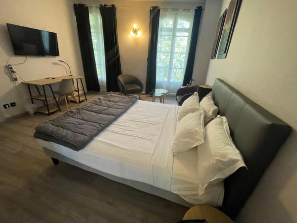 Hotel De France : photo 4 de la chambre chambre lit king-size