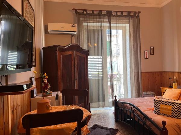 Nuovo Cortile Palermo Bed and Breakfast : photo 9 de la chambre chambre triple