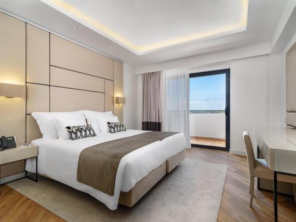 Jupiter Albufeira Hotel - Family & Fun - All Inclusive : photo 2 de la chambre suite (2 adultes + 3 enfants de moins de 12 ans)