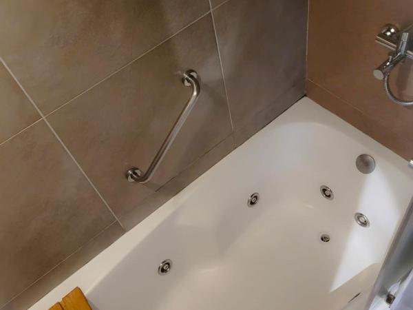 Boutique Hotel & Spa Bosque del Nahuel : photo 9 de la chambre suite supérieure - vue sur lac