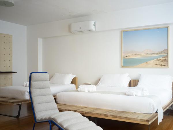 Imago Plus Hotel : photo 2 de la chambre suite junior avec 3 lits