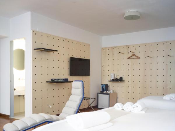 Imago Plus Hotel : photo 1 de la chambre suite junior avec 3 lits