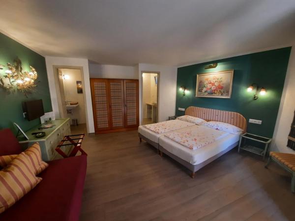 U Paradisu B&B : photo 1 de la chambre chambre double - vue sur mer