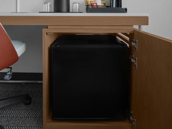 Courtyard San Diego Central : photo 5 de la chambre chambre lit king-size avec canapé-lit