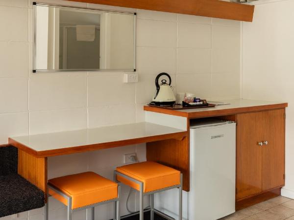 Riverfront Motel & Villas : photo 5 de la chambre chambre double ou lits jumeaux avec vue sur la rivière - rez-de-chaussée