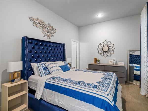 3 Bedroom Exclusive Getaway at Houston Galleria : photo 2 de la chambre maison 3 chambres