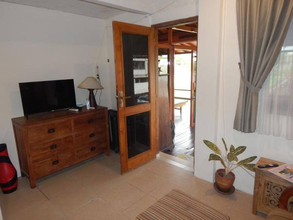 Alamanda Family Villas, Pool & Local Tours : photo 6 de la chambre suite junior – vue sur montagne