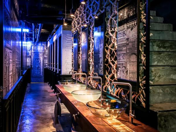 Shade House - Phuket Downtown : photo 8 de la chambre lit dans dortoir mixte de 4 lits