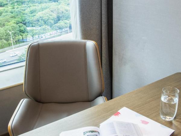 Shenzhen Grand Skylight Garden Hotel : photo 1 de la chambre chambre lit queen-size - vue sur jardin