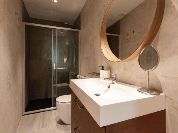 Welldone Sierpes Boutique : photo 2 de la chambre chambre lit king-size supérieure