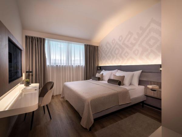 Valamar Lacroma Hotel : photo 8 de la chambre suite niveau v pour 2+2 personnes - vue sur mer