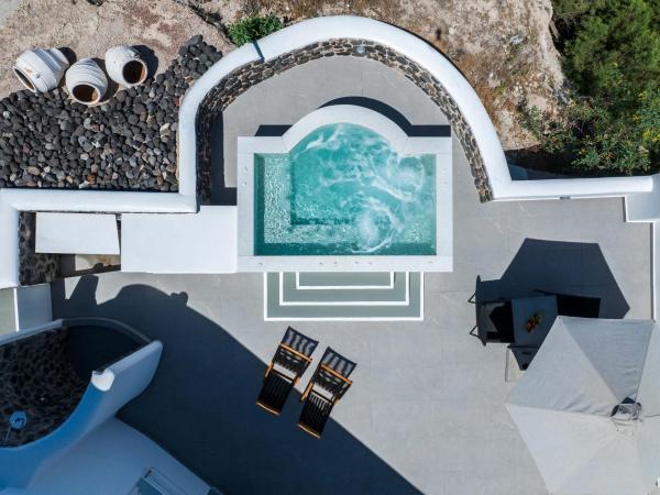 Petit Palace Suites : photo 2 de la chambre exclusive suite with outdoor heated jetted hot tub and caldera view