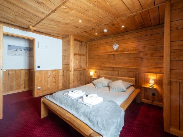 Les Chalets du Thorens : photo 2 de la chambre appartement 3 chambres (4-8 adultes)