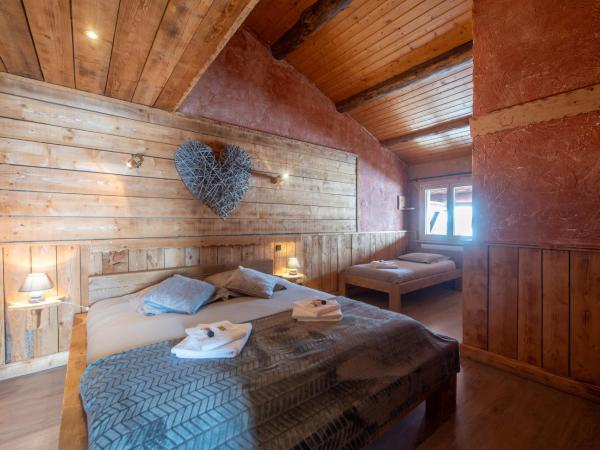 Les Chalets du Thorens : photo 8 de la chambre appartement 4 chambres (9-12 adultes)