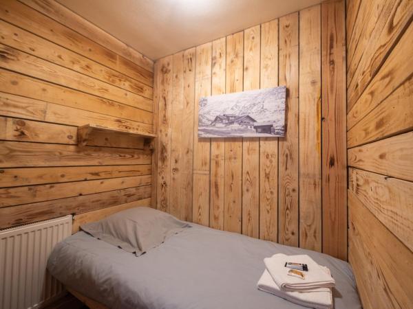 Les Chalets du Thorens : photo 6 de la chambre appartement 2 chambres (4-7 adultes)