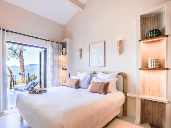 Tinah Saint-Tropez : photo 1 de la chambre chambre double deluxe avec terrasse - vue sur mer