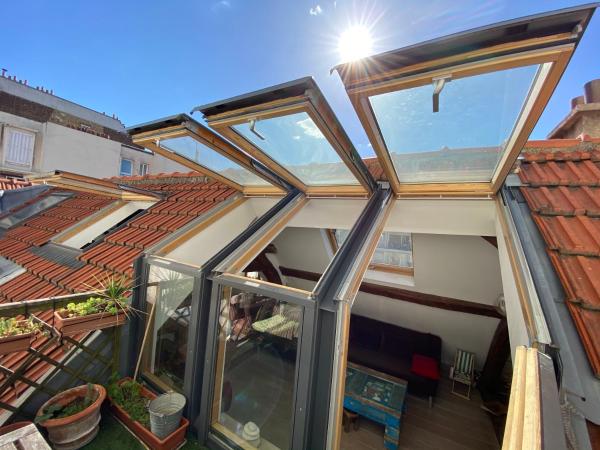 L'académie de Clémence, Guest House Paris-Roland-Garros : photo 5 de la chambre suite deluxe avec lit king-size