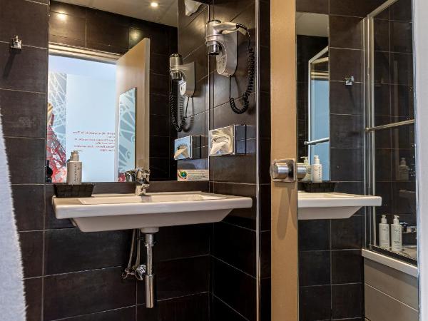 Hotel Alpha Paris Eiffel by Patrick Hayat : photo 9 de la chambre chambre double privilège