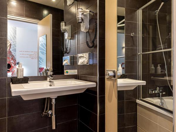 Hotel Alpha Paris Eiffel by Patrick Hayat : photo 10 de la chambre chambre double privilège