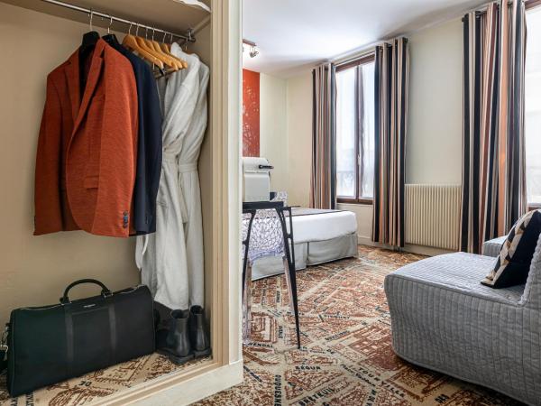 Hotel Alpha Paris Eiffel by Patrick Hayat : photo 7 de la chambre suite junior